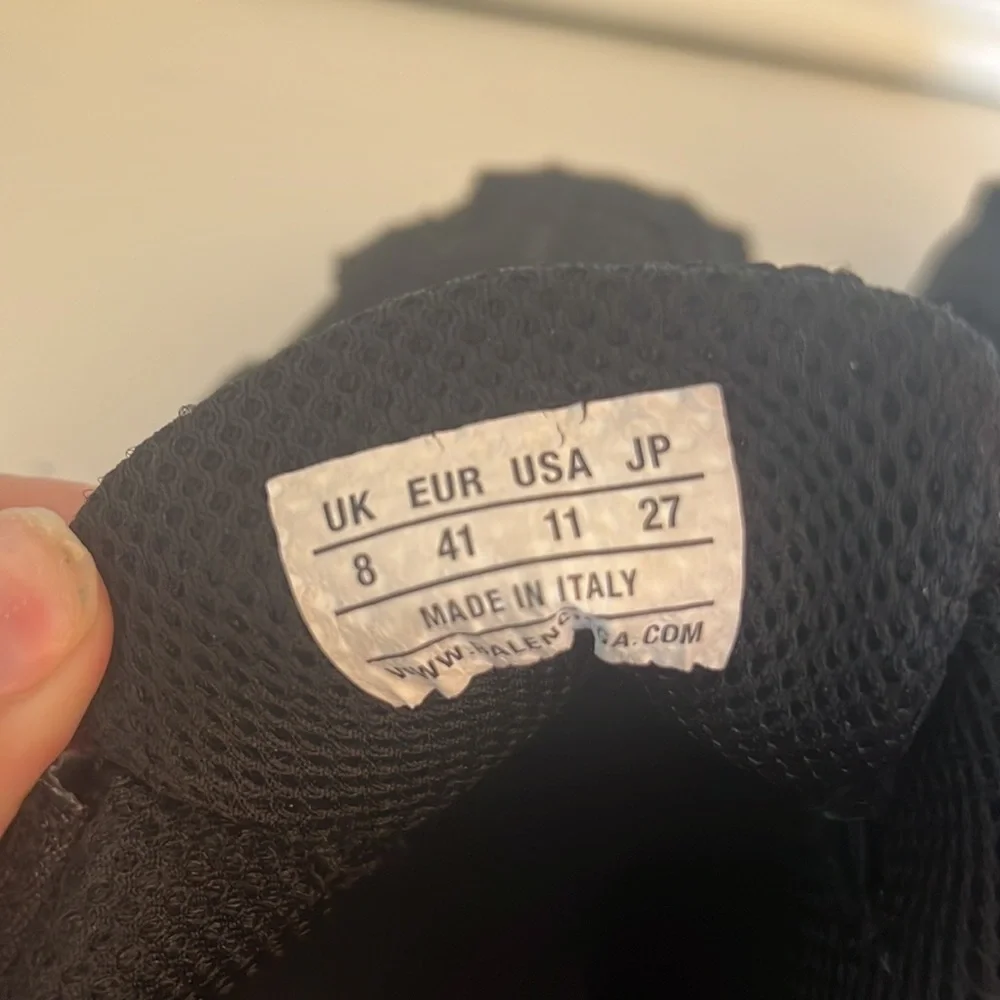 BALENCIAGA PHANTOM SNEAKERS - Picture 5 of 9